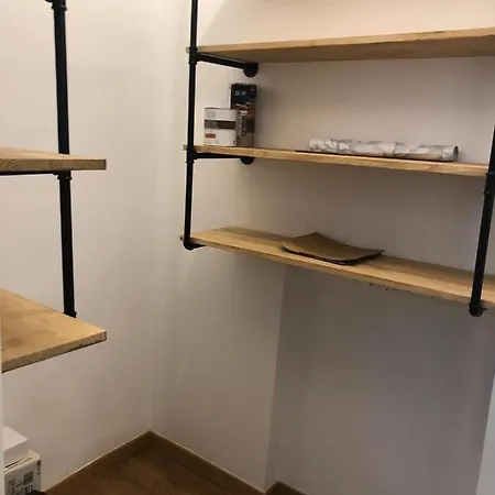 Appartement Trevi Industrial D *