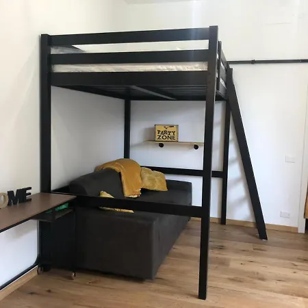 Trevi Industrial D Apartment *