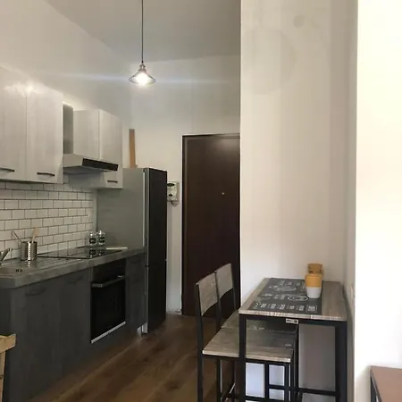 Trevi Industrial D Apartment