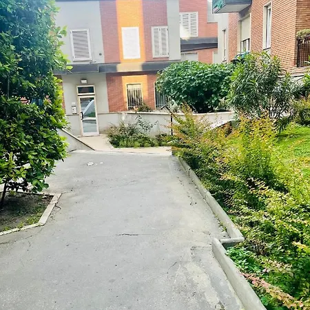 Trevi Industrial D Apartment Milan